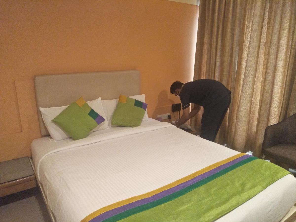 Treebo Trend Hotel Basera Pune Eksteriør billede
