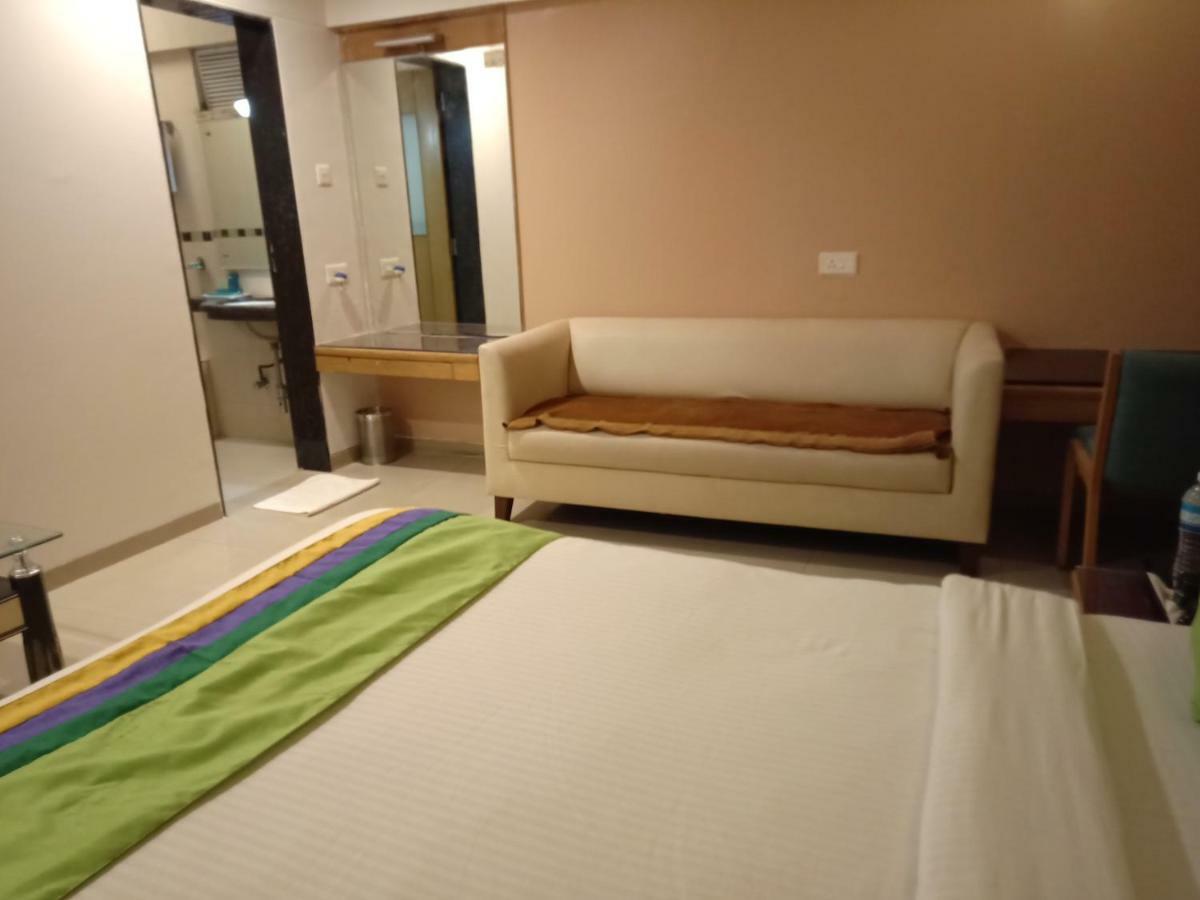 Treebo Trend Hotel Basera Pune Eksteriør billede