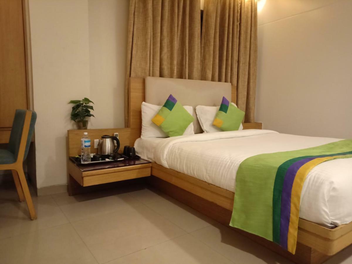 Treebo Trend Hotel Basera Pune Eksteriør billede